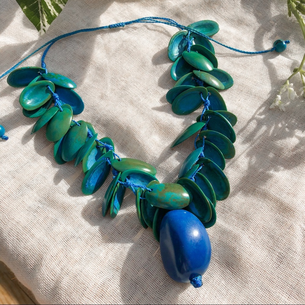 Vintage • Turquoise Layered Shell & Rock Necklace